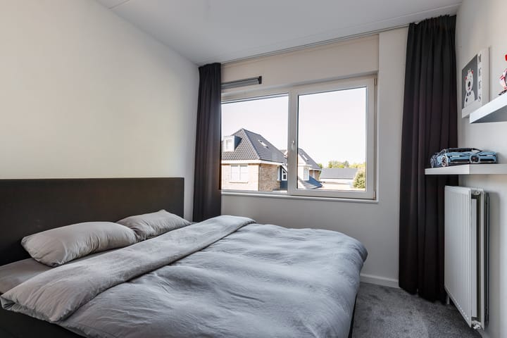 Foto 26 van Mies Bouhuysstraat 17