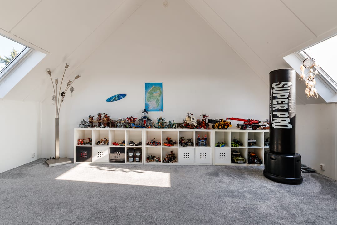 Photo 31 of Mies Bouhuysstraat 17