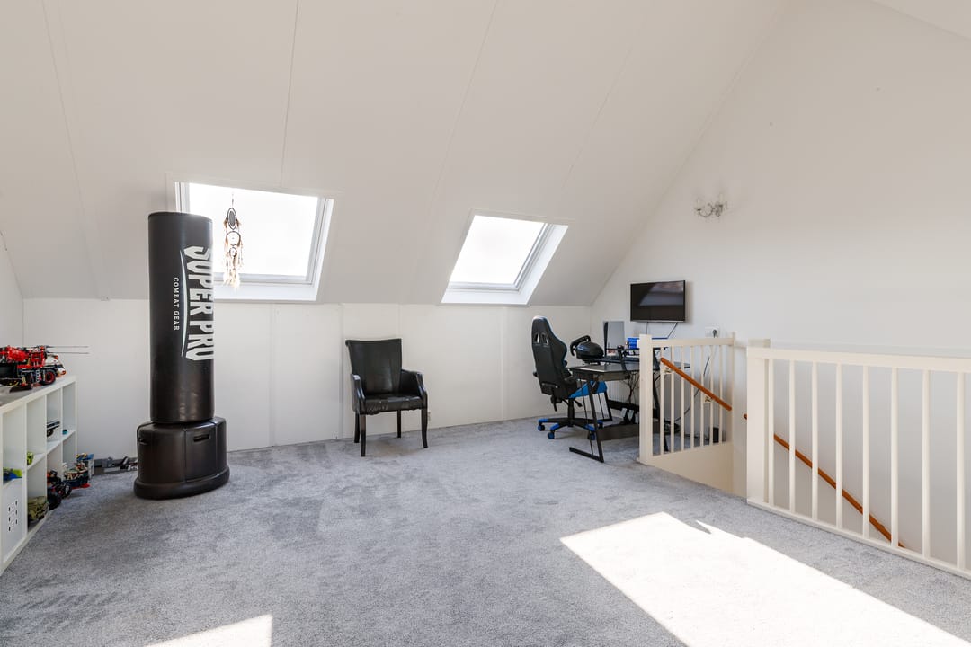 Photo 32 of Mies Bouhuysstraat 17