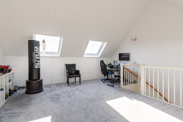 Foto 32 van Mies Bouhuysstraat 17