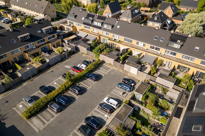 Foto 37 van Mies Bouhuysstraat 17