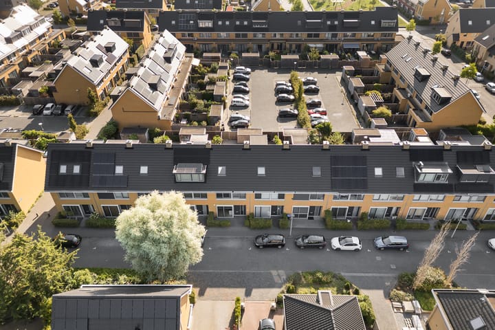 Foto 36 van Mies Bouhuysstraat 17