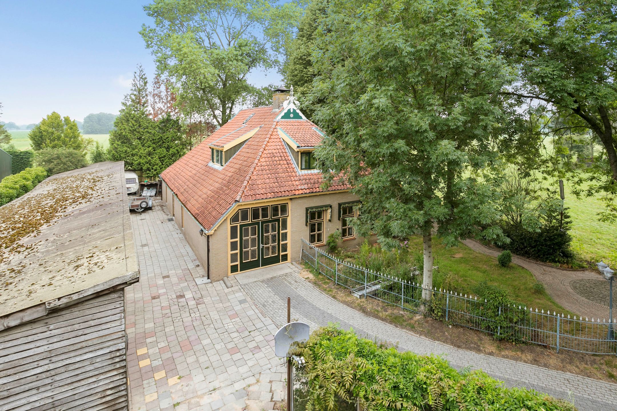 Foto 3 van Buitenburen 2