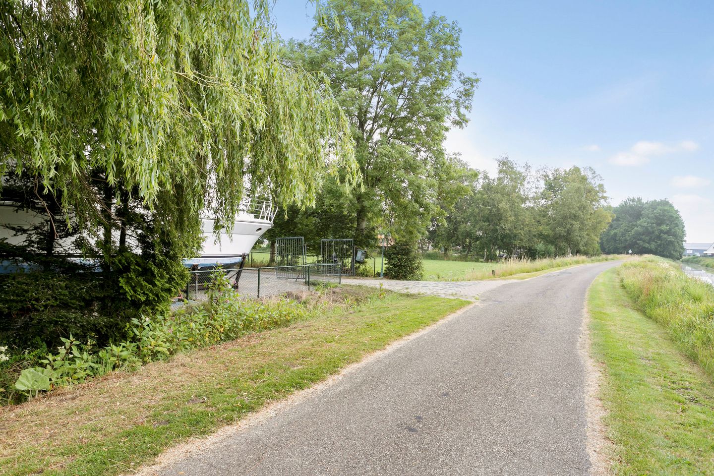 Foto 10 van Buitenburen 2