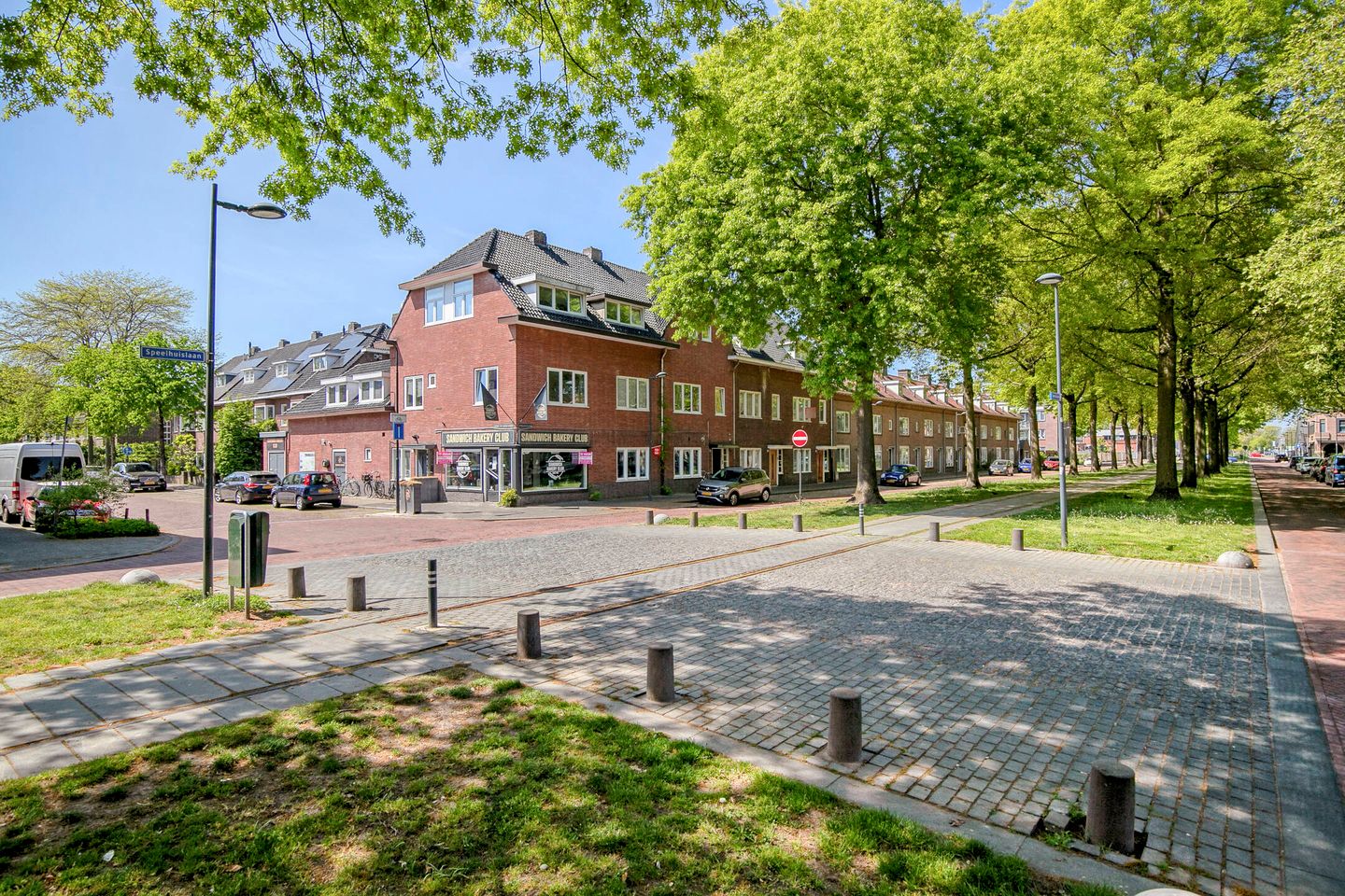 Photo 44 of van Voorst tot Voorststraat 63