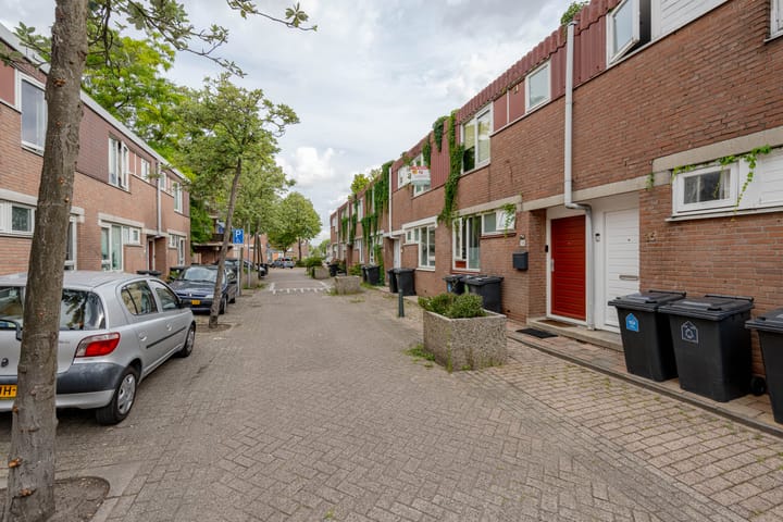 Photo 7 of Ter Wormstraat 12