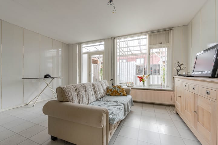 Photo 10 of Ter Wormstraat 12