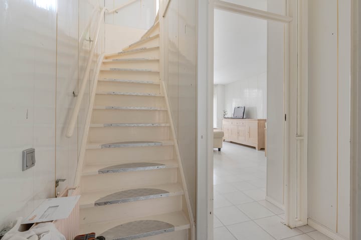 Photo 15 of Ter Wormstraat 12