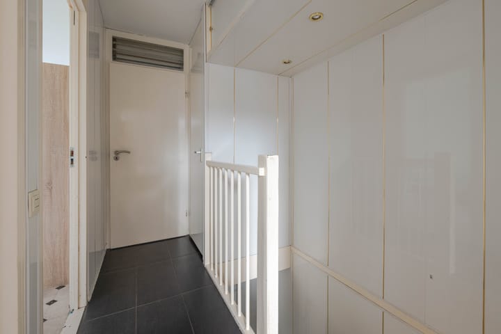 Photo 24 of Ter Wormstraat 12