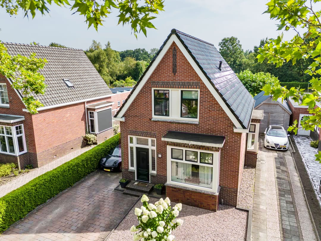 Foto 1 van Burgemeester Mr. H.J. Engelkens-laan 26