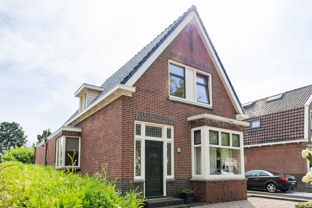 Foto 8 van Burgemeester Mr. H.J. Engelkens-laan 26