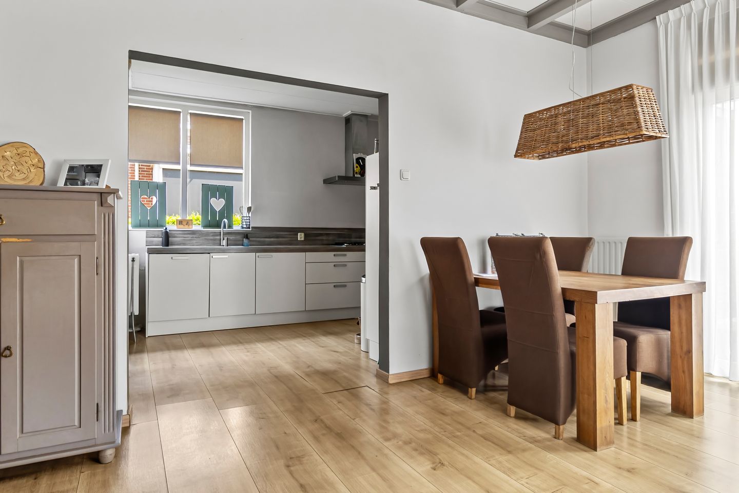 Foto 20 van Burgemeester Mr. H.J. Engelkens-laan 26