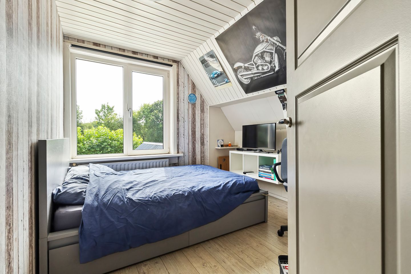 Foto 29 van Burgemeester Mr. H.J. Engelkens-laan 26