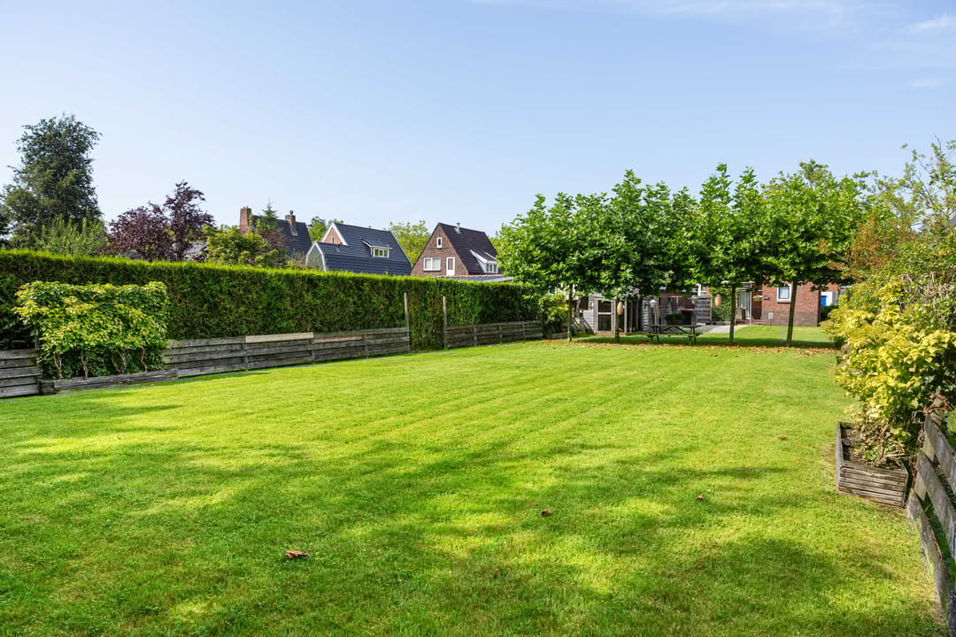 Foto 38 van Burgemeester Mr. H.J. Engelkens-laan 26