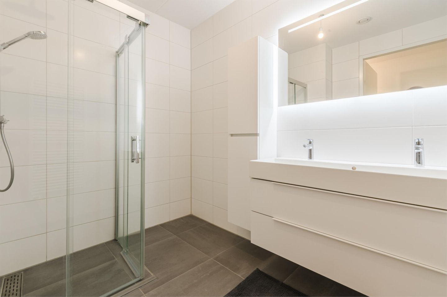 Foto 25 van Theo Dobbestraat 59