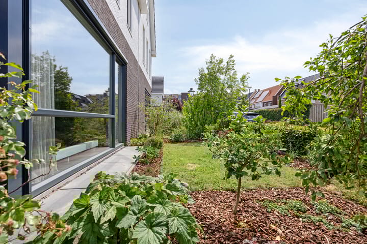 Foto 45 van Nieuwenhove 13