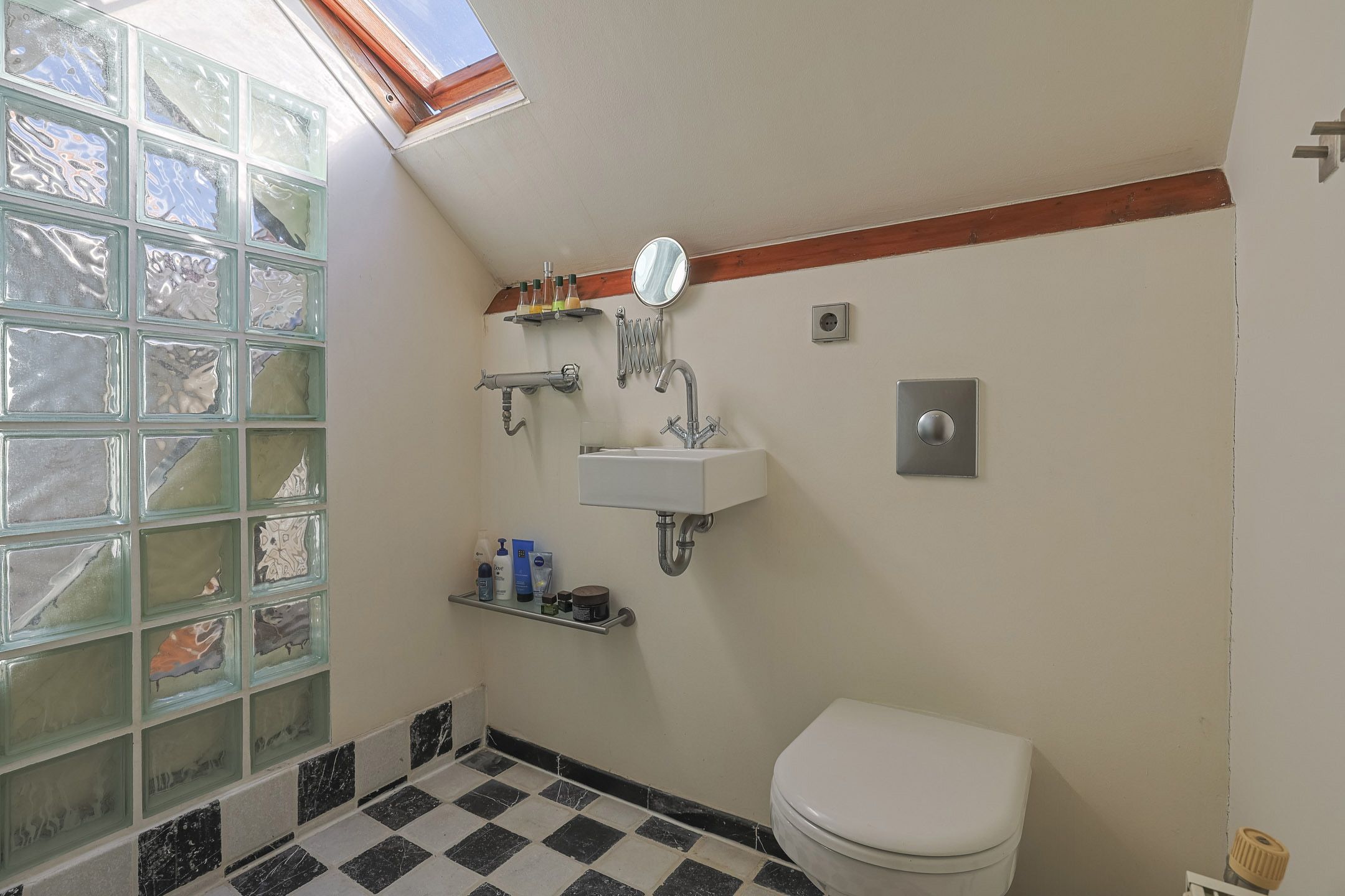 Foto 27 van St. Vitusstraat 55