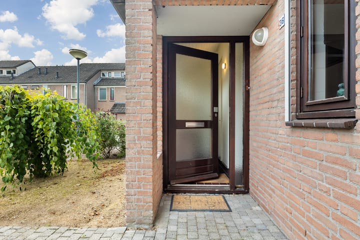 Foto 2 van Zandakker 36