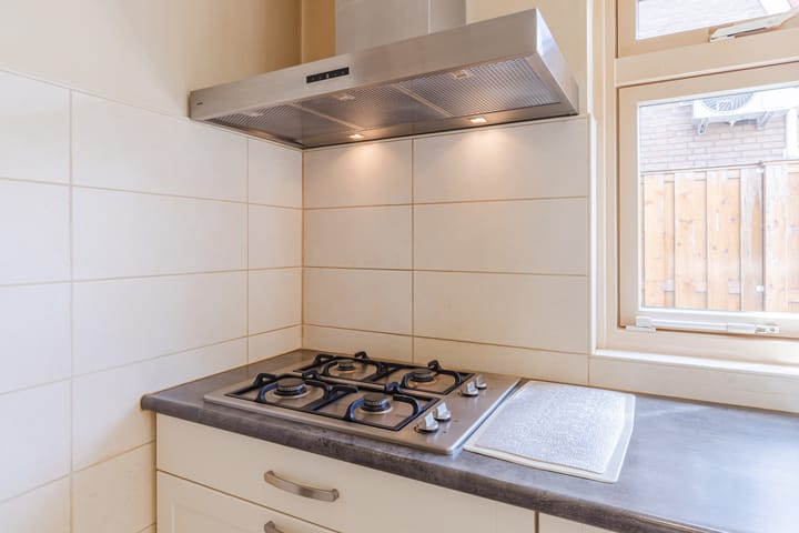 Photo 12 of Wouwsestraat 29