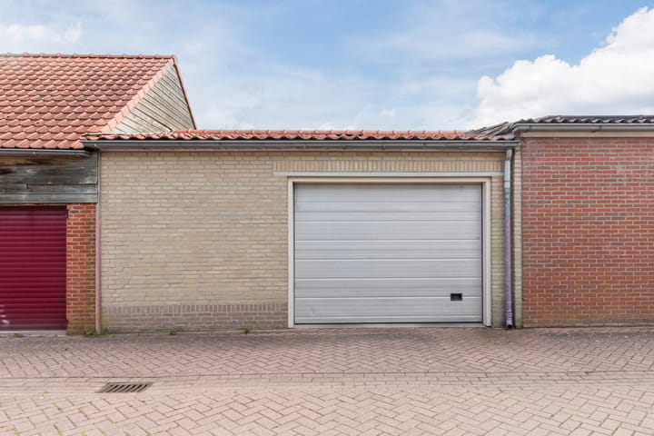 Photo 43 of Wouwsestraat 29