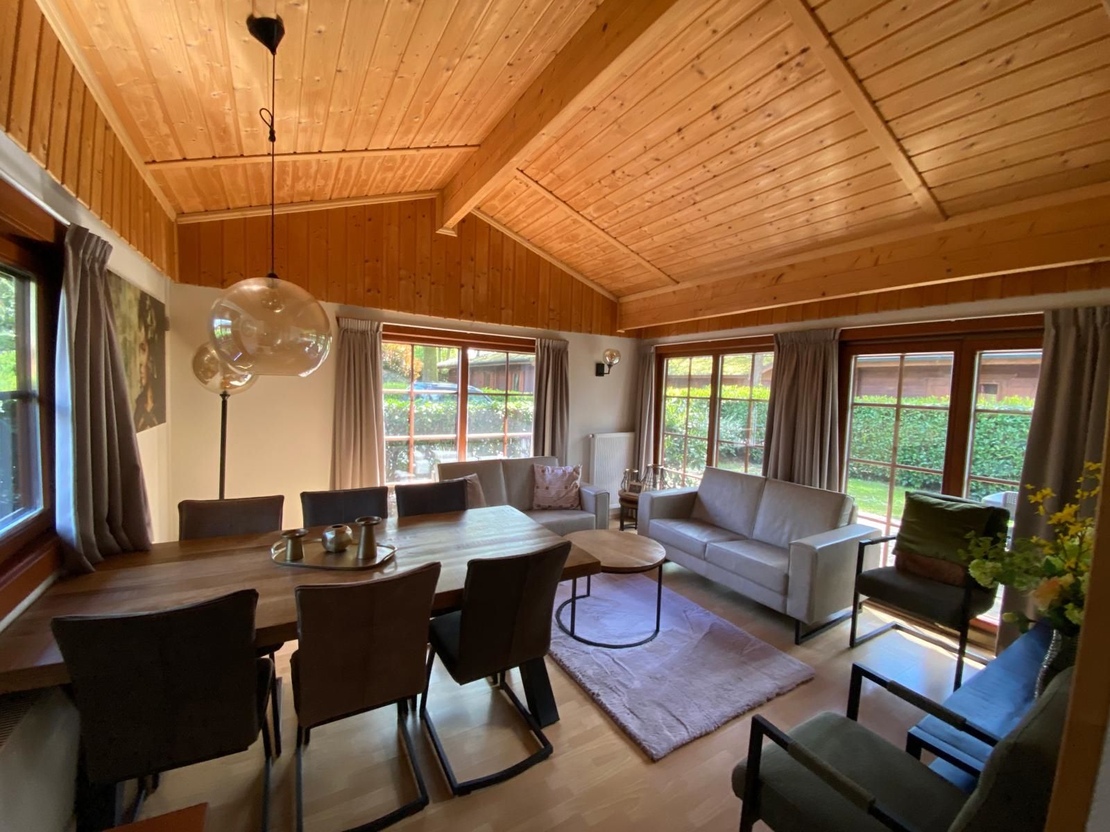 2-bedroom freehold villa in Lochem — photo 3 of 5