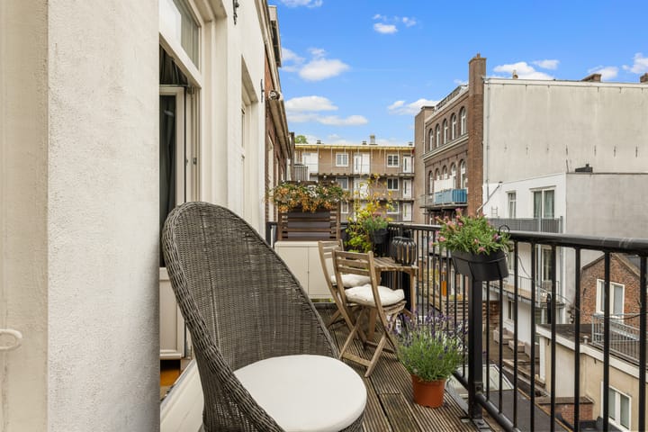 Foto 24 van Albert Cuypstraat 163-3