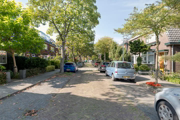 Foto 41 van Riouwstraat 92