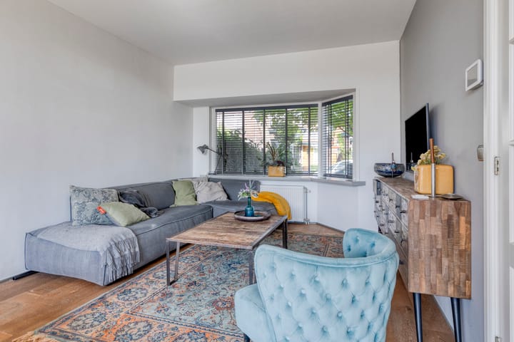 Foto 12 van Riouwstraat 92