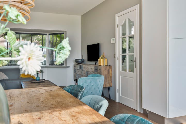 Foto 16 van Riouwstraat 92