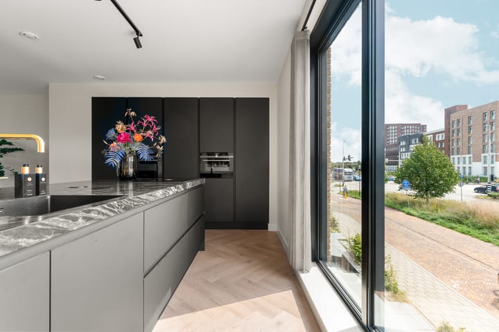 Foto 30 van Donatellostraat 32