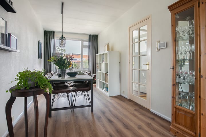 Photo 11 of Dr. de Visserplein 24