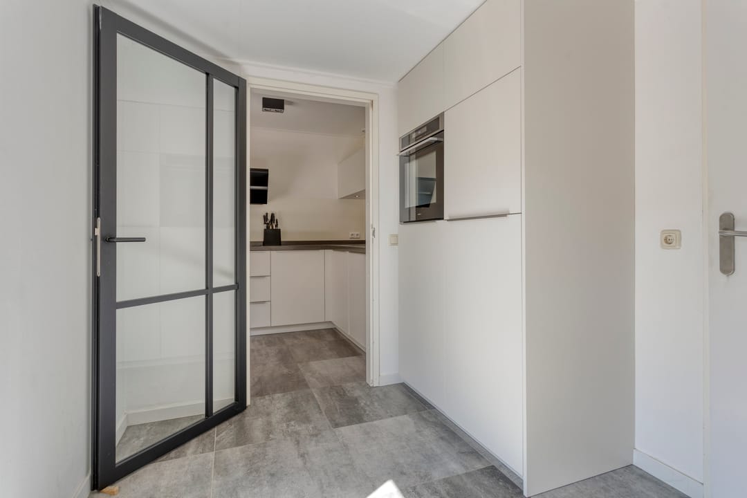 Photo 31 of G.F.Vosstraat 18
