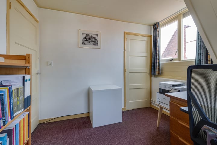 Foto 28 van Hozenstraat 17