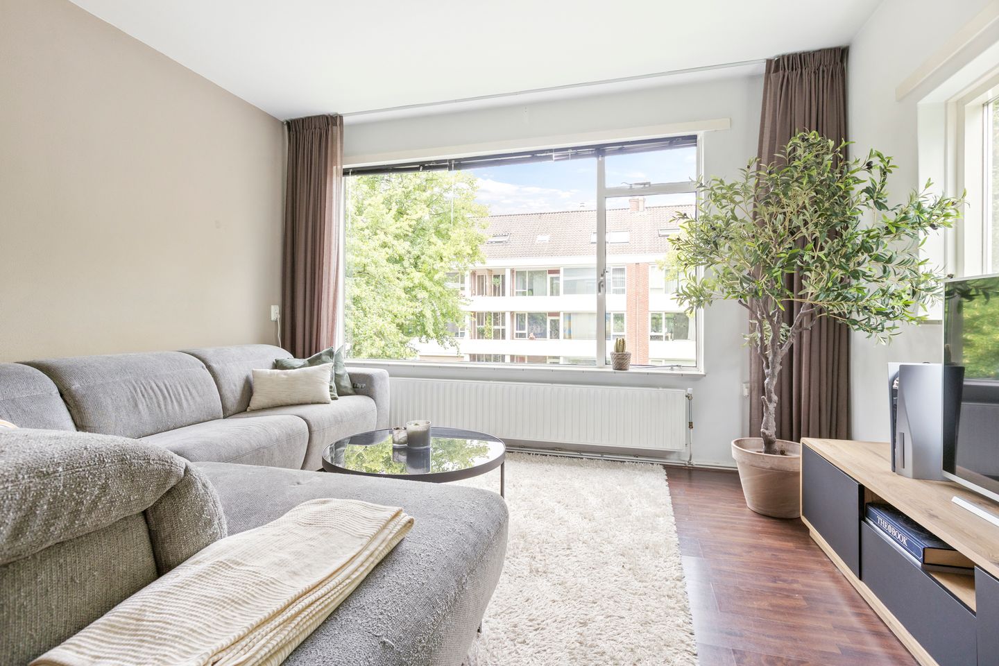 Foto 10 van Troelstralaan 4