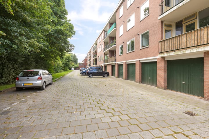 Foto 25 van Troelstralaan 4