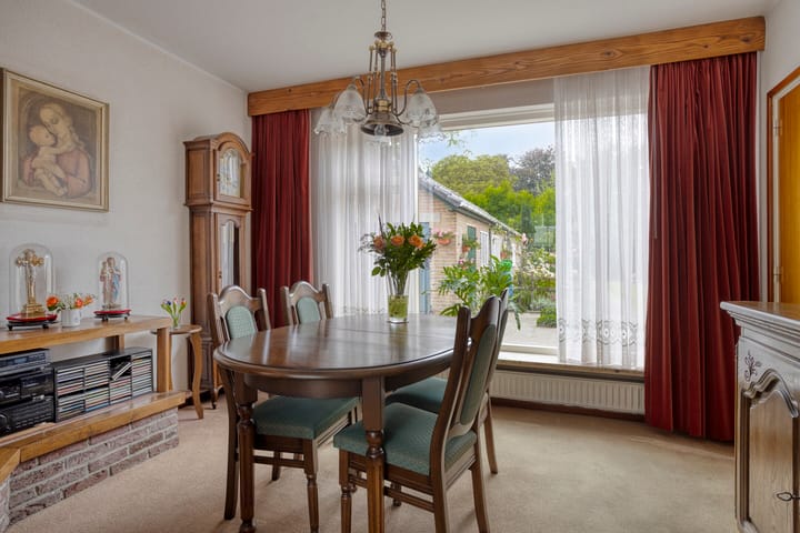 Foto 16 van Schoolstraat 12