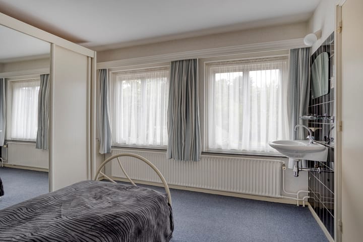 Foto 20 van Schoolstraat 12