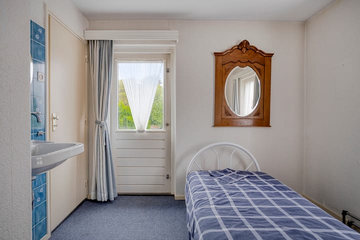 Foto 22 van Schoolstraat 12