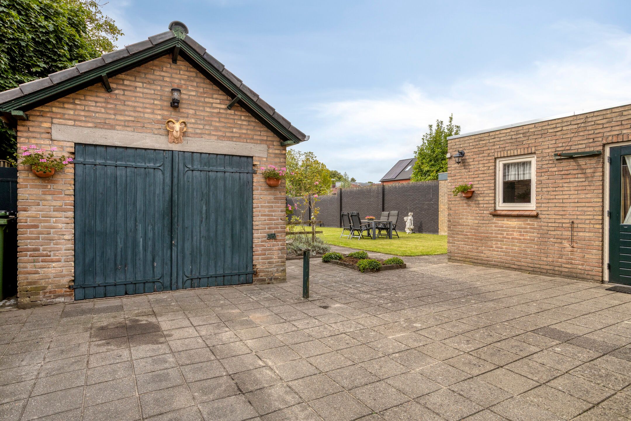 Foto 33 van Schoolstraat 12