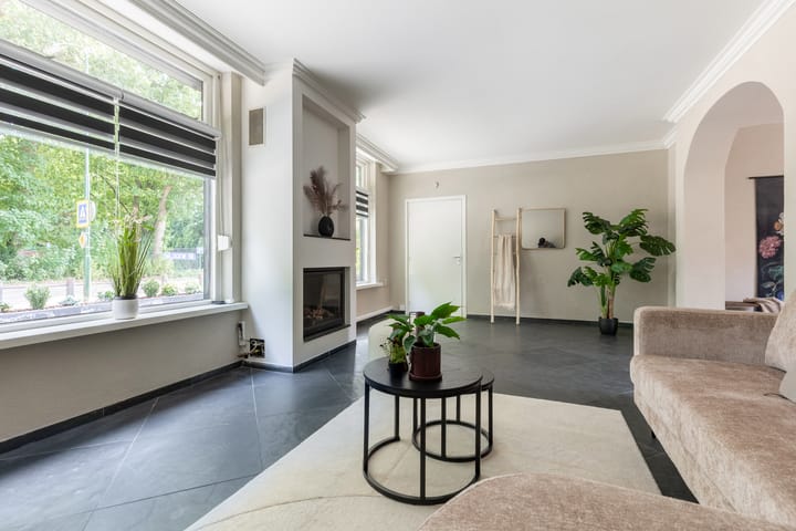 Photo 17 of Esscheweg 44