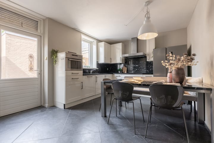 Photo 20 of Esscheweg 44