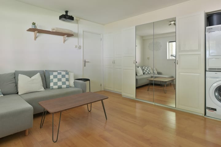 Foto 22 van Van Leeuwenhoekstraat 4