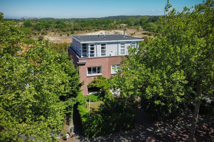 Photo 4 of Zandvoortselaan 305