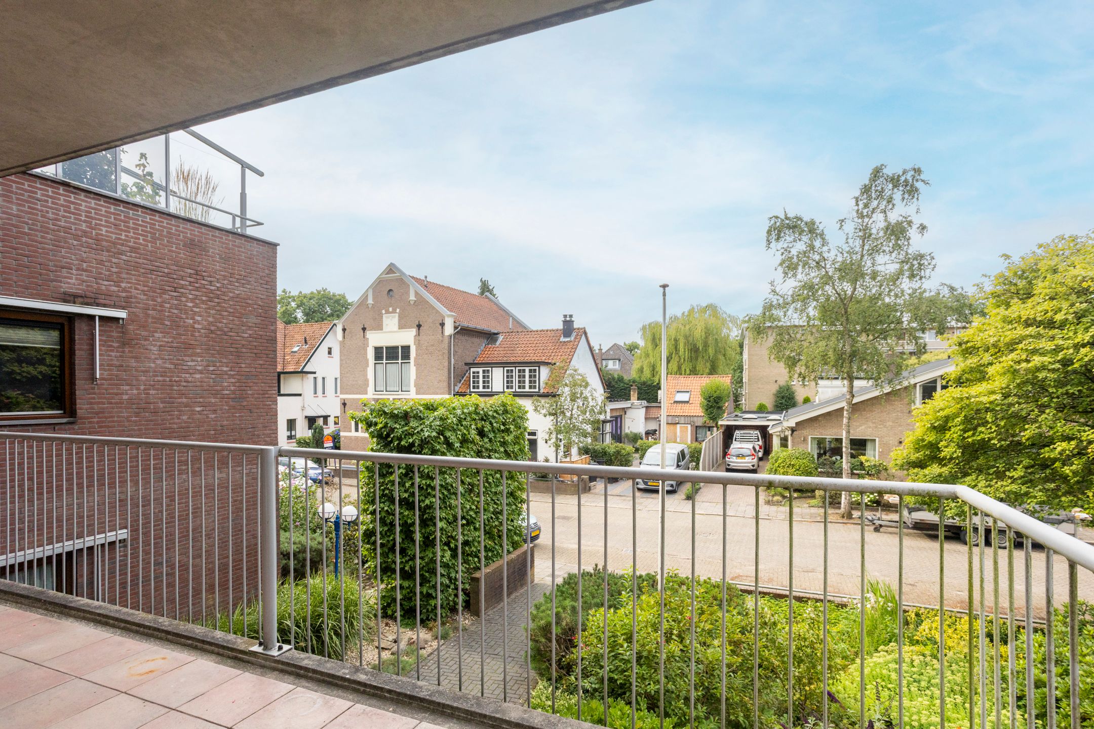 Photo 9 of Leestraat 8-A