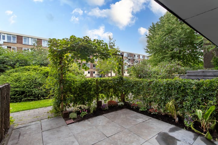 Foto 22 van Barnsteenlaan 59