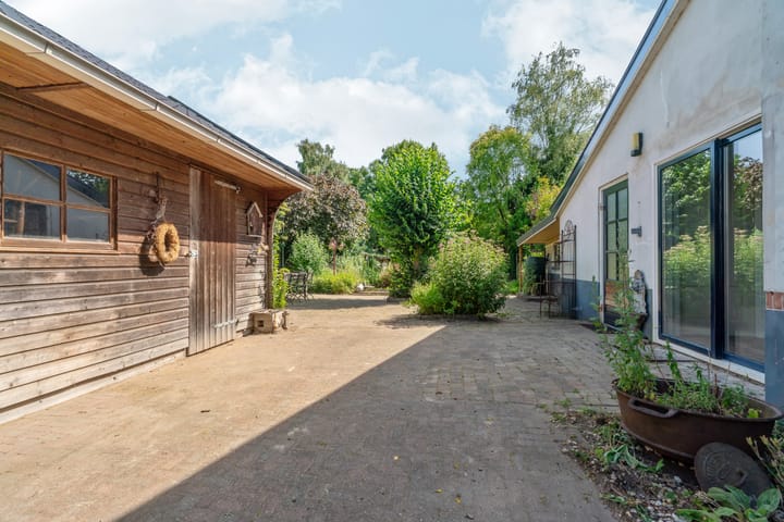 Foto 44 van Valburgseweg 39