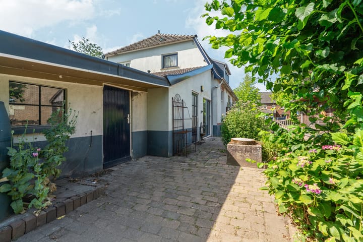 Foto 48 van Valburgseweg 39