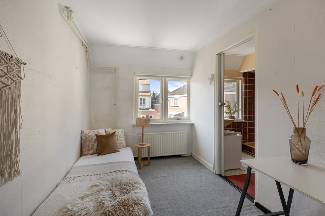 Foto 13 van Van Leeuwenhoekstraat 43