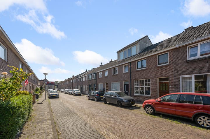 Foto 18 van Van Leeuwenhoekstraat 43