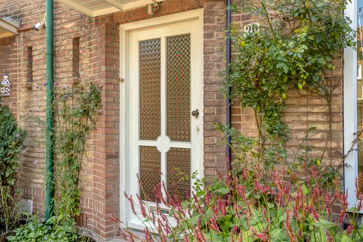 Photo 8 of Willem Klooslaan 39